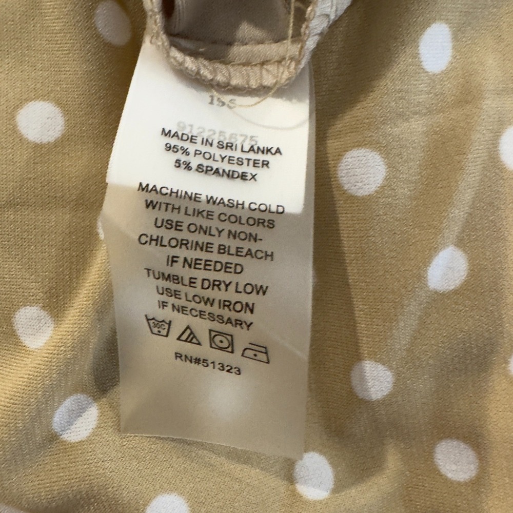 Vince Camuto Polka Dot Ruffle Sleeve Blouse Women's Large Tiered Statement Top - Picture 6 of 7
